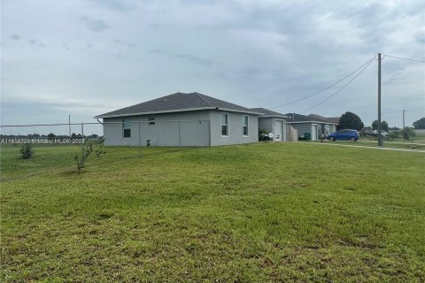 Villa ou maison à louer à LaBelle, Floride: 4 chambres, 129.51 m2 № 1353837 - photo 9