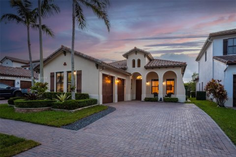 Villa ou maison à vendre à Cooper City, Floride: 4 chambres, 215.53 m2 № 1345547 - photo 4