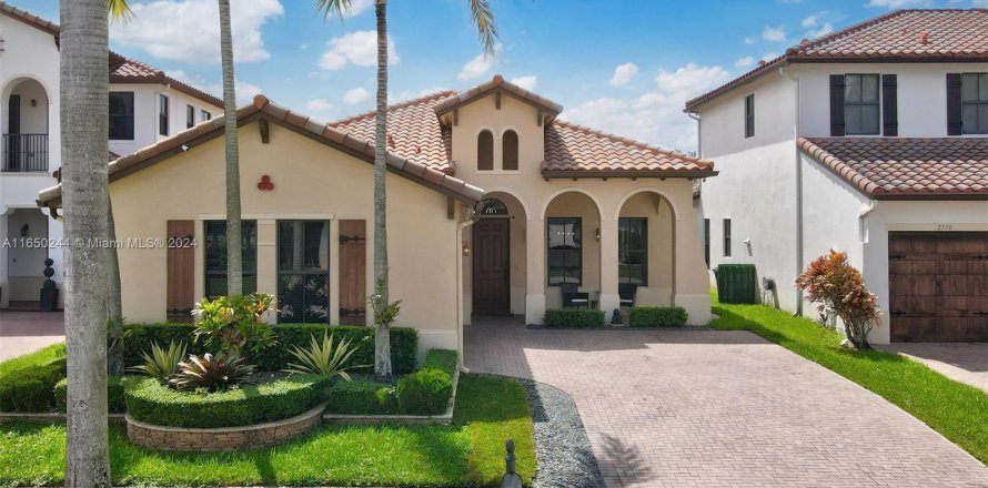 Villa ou maison à Cooper City, Floride 4 chambres, 215.53 m2 № 1345547