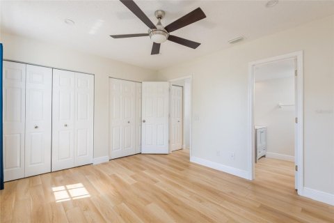 Copropriété à vendre à Tampa, Floride: 2 chambres, 110.55 m2 № 1342761 - photo 18