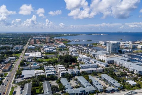 Condominio en venta en Tampa, Florida, 2 dormitorios, 110.55 m2 № 1342761 - foto 30