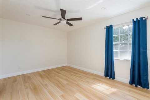 Condo in Tampa, Florida, 2 bedrooms  № 1342761 - photo 16