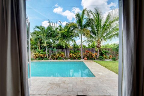 Casa en venta en West Palm Beach, Florida, 3 dormitorios, 173.36 m2 № 1129073 - foto 16