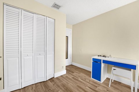 Immobilier commercial à vendre à Coral Springs, Floride: 524.71 m2 № 1003799 - photo 13