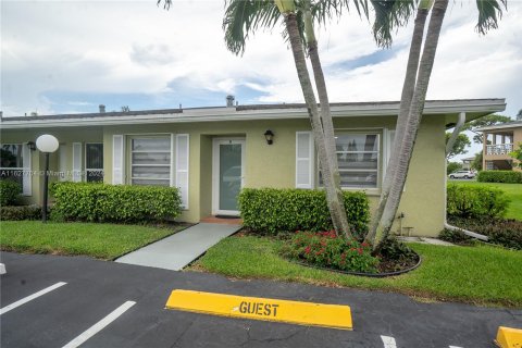 Villa ou maison à vendre à Delray Beach, Floride: 2 chambres, 108.42 m2 № 1294593 - photo 1