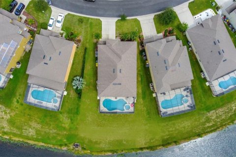 Casa en venta en Davenport, Florida, 10 dormitorios, 393.53 m2 № 1360829 - foto 6