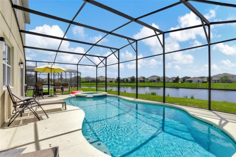 Casa en venta en Davenport, Florida, 10 dormitorios, 393.53 m2 № 1360829 - foto 9