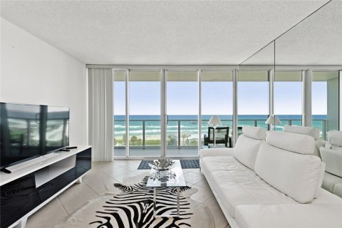 Copropriété à vendre à Deerfield Beach, Floride: 1 chambre, 64.1 m2 № 1176962 - photo 10