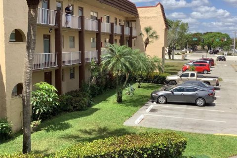 Condo in Sunrise, Florida, 1 bedroom  № 1176963 - photo 27