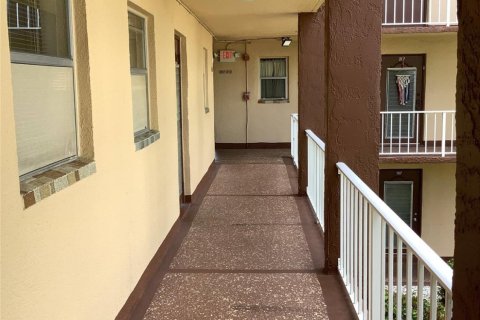 Condo in Sunrise, Florida, 1 bedroom  № 1176963 - photo 25