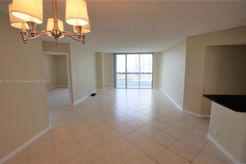 Copropriété à vendre à Aventura, Floride: 2 chambres, 109.72 m2 № 1268901 - photo 5