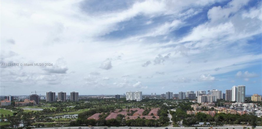 Condo in Aventura, Florida, 2 bedrooms  № 1268901