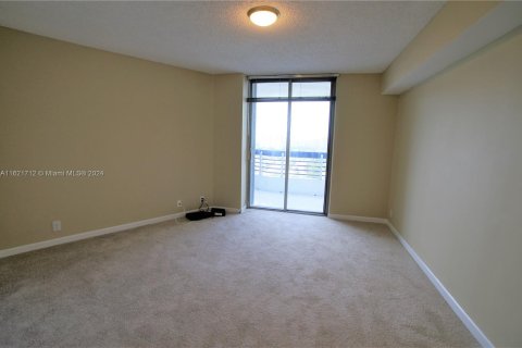 Condo in Aventura, Florida, 2 bedrooms  № 1268901 - photo 18