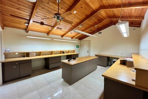 Immobilier commercial à vendre à Bradenton, Floride: 401.71 m2 № 1381433 - photo 13