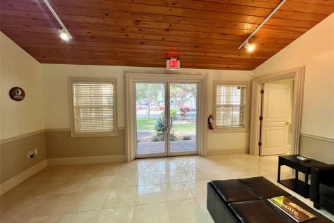 Immobilier commercial à vendre à Bradenton, Floride: 401.71 m2 № 1381433 - photo 7