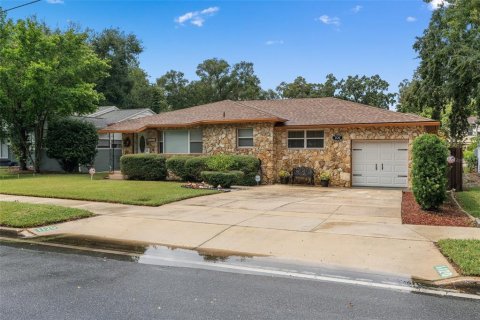 Villa ou maison à vendre à Orlando, Floride: 3 chambres, 183.85 m2 № 1381402 - photo 29