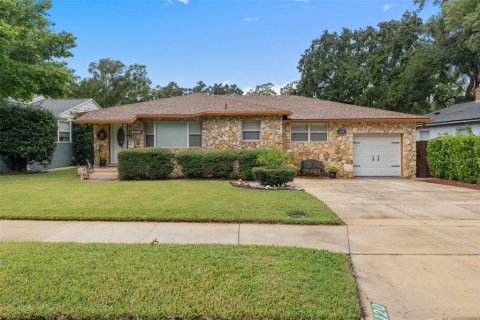 Villa ou maison à vendre à Orlando, Floride: 3 chambres, 183.85 m2 № 1381402 - photo 1