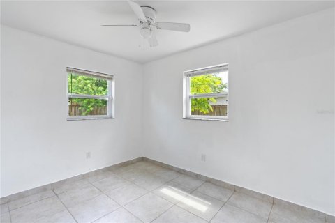 Casa en venta en North Port, Florida, 3 dormitorios, 116.41 m2 № 1251665 - foto 22