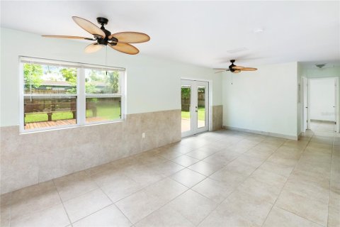 House in North Port, Florida 3 bedrooms, 116.41 sq.m. № 1251665 - photo 5