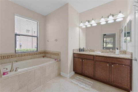 Copropriété à vendre à Davenport, Floride: 2 chambres, 130.9 m2 № 1337498 - photo 10