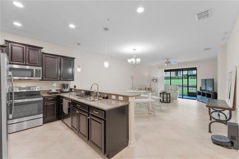 Copropriété à vendre à Davenport, Floride: 2 chambres, 130.9 m2 № 1337498 - photo 5