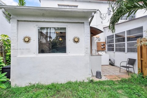 Adosado en venta en Miami Beach, Florida, 2 dormitorios, 100.33 m2 № 1404465 - foto 26