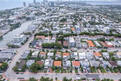 Adosado en venta en Miami Beach, Florida, 2 dormitorios, 100.33 m2 № 1404465 - foto 1