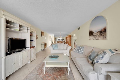 Copropriété à vendre à Coconut Creek, Floride: 2 chambres, 120.77 m2 № 1079644 - photo 27