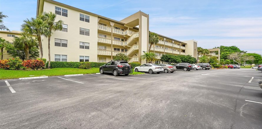 Condo à Coconut Creek, Floride, 2 chambres  № 1079644