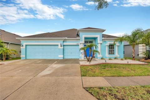 Villa ou maison à vendre à Wesley Chapel, Floride: 4 chambres, 243.22 m2 № 1267957 - photo 1