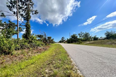 Terreno en venta en Port Charlotte, Florida № 1267922 - foto 3