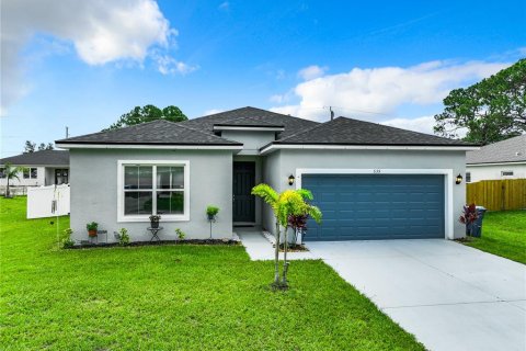 Casa en venta en Palm Bay, Florida, 4 dormitorios, 186.27 m2 № 1267995 - foto 1