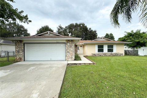 House in Kissimmee, Florida 3 bedrooms, 145.39 sq.m. № 1389000 - photo 3