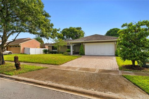 Villa ou maison à vendre à Orlando, Floride: 4 chambres, 187.57 m2 № 1388999 - photo 1