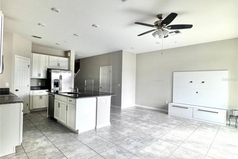 Townhouse in Orlando, Florida 3 bedrooms, 126.25 sq.m. № 1388997 - photo 5