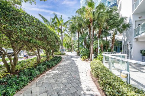 Condo in Fort Lauderdale, Florida, 3 bedrooms  № 1077503 - photo 6