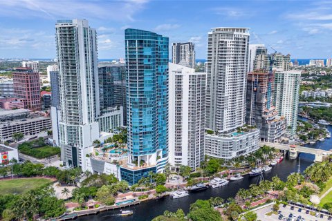 Condominio en venta en Fort Lauderdale, Florida, 3 dormitorios, 296.27 m2 № 1077503 - foto 3