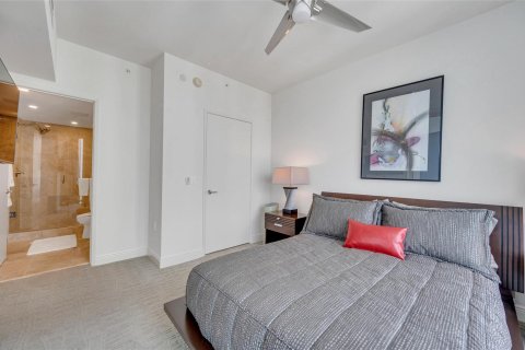 Condo in Fort Lauderdale, Florida, 3 bedrooms  № 1077503 - photo 26