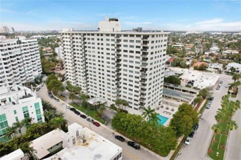 Copropriété à vendre à Fort Lauderdale, Floride: 2 chambres, 113.15 m2 № 1077505 - photo 7