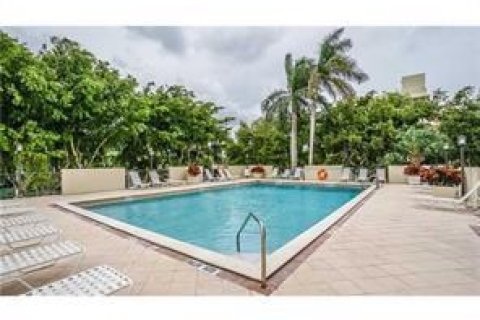 Copropriété à vendre à Fort Lauderdale, Floride: 2 chambres, 113.15 m2 № 1077505 - photo 5