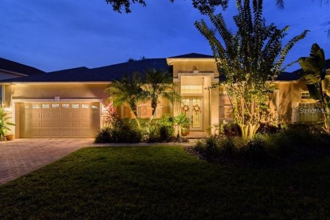 House in Tampa, Florida 5 bedrooms, 277.41 sq.m. № 1343850 - photo 13