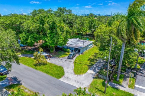 Immobilier commercial à vendre à Hallandale Beach, Floride № 1232250 - photo 8