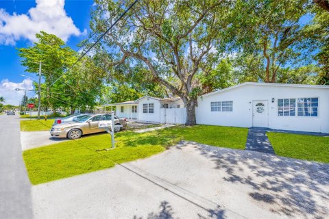 Immobilier commercial à vendre à Hallandale Beach, Floride № 1232250 - photo 3