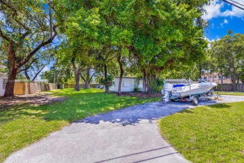 Immobilier commercial à vendre à Hallandale Beach, Floride № 1232250 - photo 7
