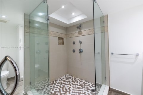 Copropriété à vendre à Miami, Floride: 2 chambres, 135.36 m2 № 1232247 - photo 21