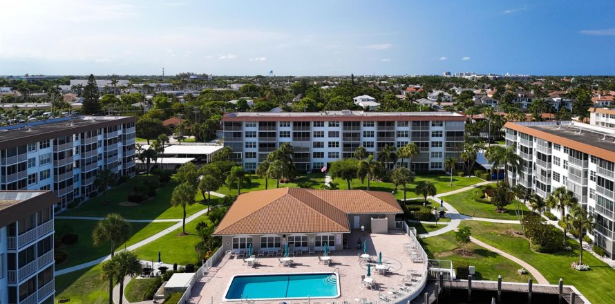 Condo à Delray Beach, Floride, 2 chambres  № 1222369