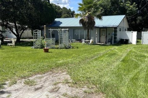 House in Zephyrhills, Florida 3 bedrooms, 132.57 sq.m. № 1312523 - photo 2