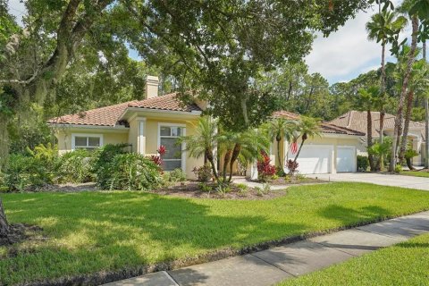 House in Tampa, Florida 4 bedrooms, 288 sq.m. № 1414615 - photo 6