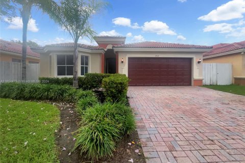 House in Homestead, Florida 4 bedrooms, 193.33 sq.m. № 1348961 - photo 6