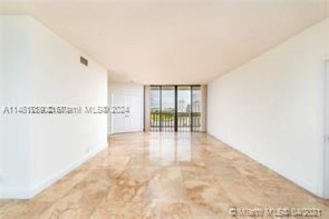 Copropriété à vendre à Aventura, Floride: 2 chambres, 130.06 m2 № 1399756 - photo 3